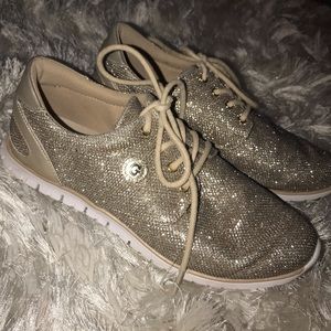 Guess Gold Sparkle Gym Shoes 👟